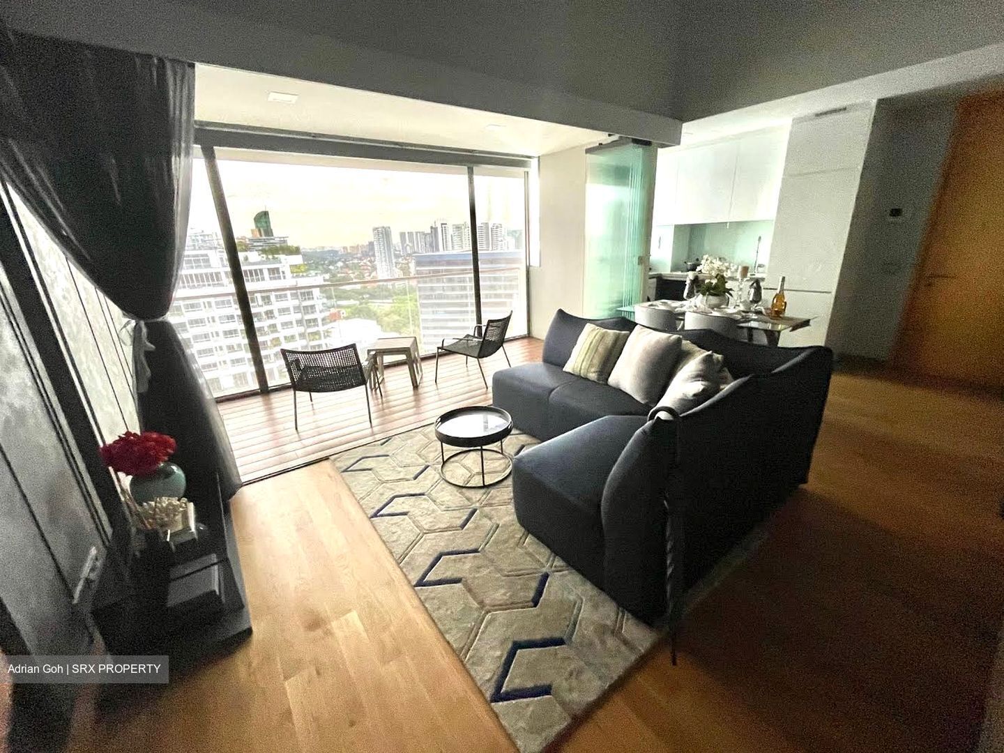 The Peak @ Cairnhill II (D9), Apartment #308100031